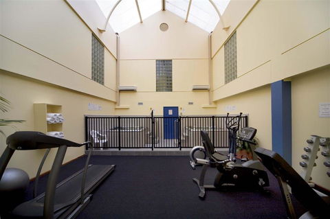 Capital Executive Apt Hotel Canberra - Accommodation Redcliffe 8