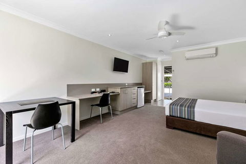 Econo Lodge Beachside - Accommodation Redcliffe 15