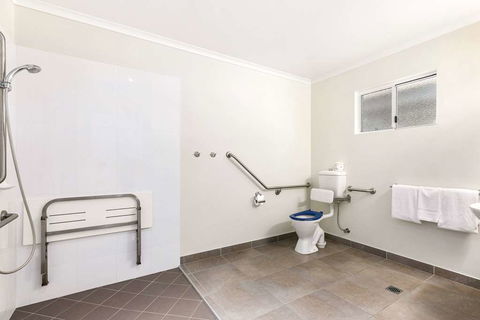 Econo Lodge Beachside - Accommodation Redcliffe 17