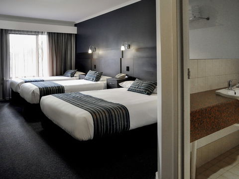 Ibis Styles Adelaide Manor - Accommodation Redcliffe 1