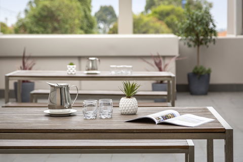 Quest Ivanhoe - Accommodation Redcliffe 2