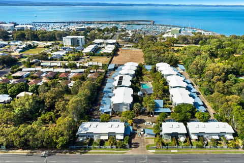 Ramada By Wyndham Whalecove Resort - Accommodation Redcliffe 0