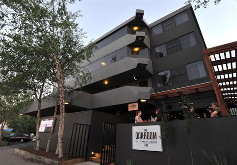 Townhouse Hotel, Wagga - Accommodation Redcliffe 1