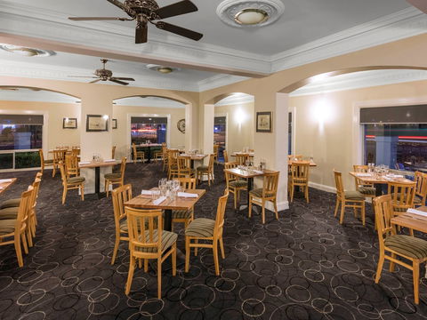 Mercure Wagga Wagga - Accommodation Redcliffe 2