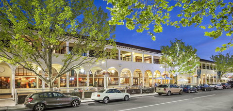 Quest Canberra - Accommodation Redcliffe 0