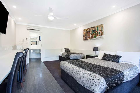 Comfort Inn May Park - Accommodation Redcliffe 0