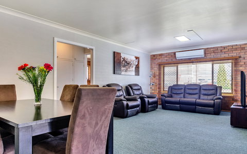 Jackie Howe Motel - Accommodation Redcliffe 1