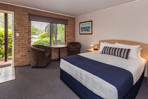 Macquarie Barracks Inn - Accommodation Redcliffe 1