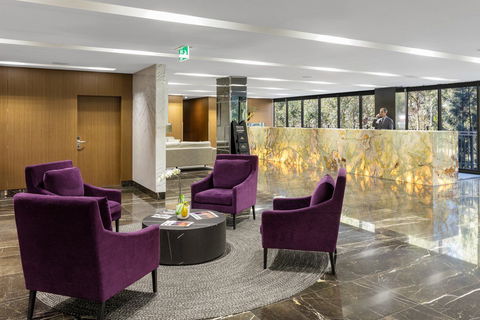 Meriton Suites North Ryde - Accommodation Redcliffe 2