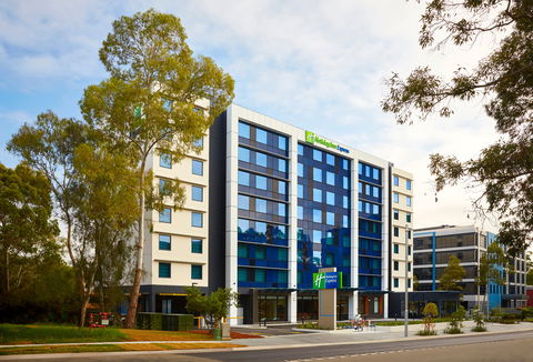 Holiday Inn Express Sydney Macquarie Pk - Accommodation Redcliffe 2
