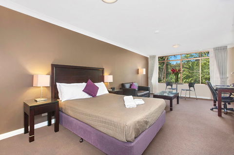 Checkers Resort & Conference Centre - Accommodation Redcliffe 2