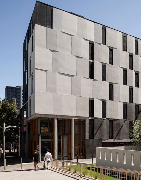 Alex Hotel, Perth - Accommodation Redcliffe 0