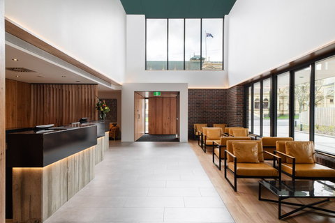 Hotel Verge Launceston - Accommodation Redcliffe 1