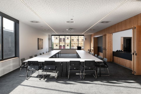 Hotel Verge Launceston - Accommodation Redcliffe 4