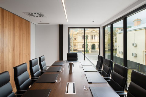 Hotel Verge Launceston - Accommodation Redcliffe 5