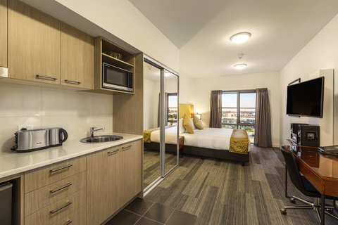 Quest Melbourne Airport - Accommodation Redcliffe 1