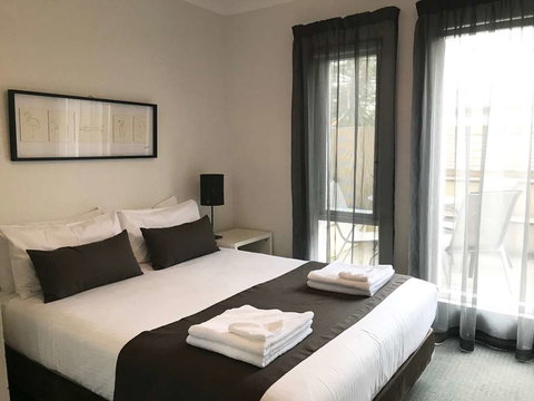 DressCircle Apts - Archer St - Accommodation Redcliffe 1