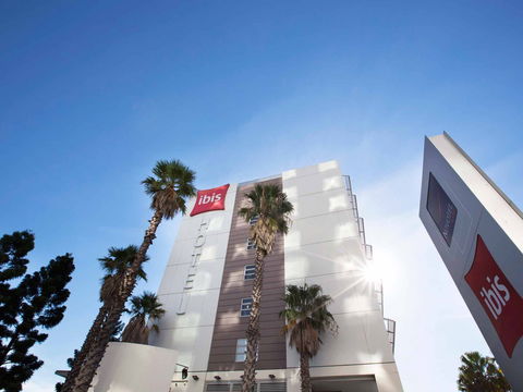 Hotel Ibis Sydney Olympic Park - Accommodation Redcliffe 1