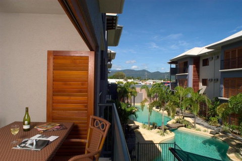 Southern Cross Atrium Apartments - Accommodation Redcliffe 1
