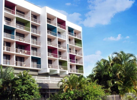 Cairns Plaza Hotel - Accommodation Redcliffe 0