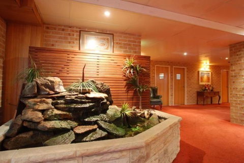 The Hermitage - Accommodation Redcliffe 2