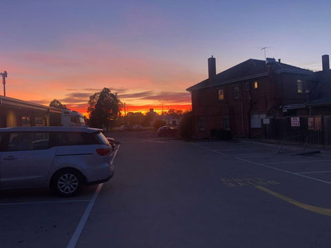 Guiding Star Hotel - Accommodation Redcliffe 0