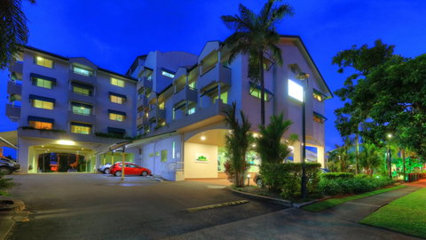 Cairns Sheridan Hotel - Accommodation Redcliffe 0