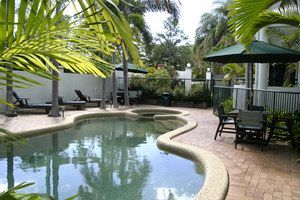 Half Moon Bay Resort - Accommodation Redcliffe 2