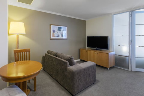 Nesuto Canberra - Accommodation Redcliffe 17