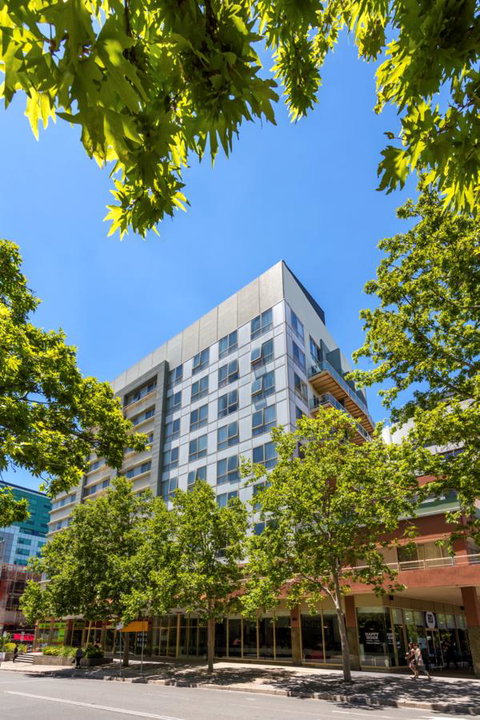 Nesuto Canberra - Accommodation Redcliffe 1