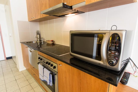 Nesuto Canberra - Accommodation Redcliffe 26