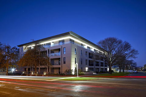 Knightsbridge Canberra - Accommodation Redcliffe 0