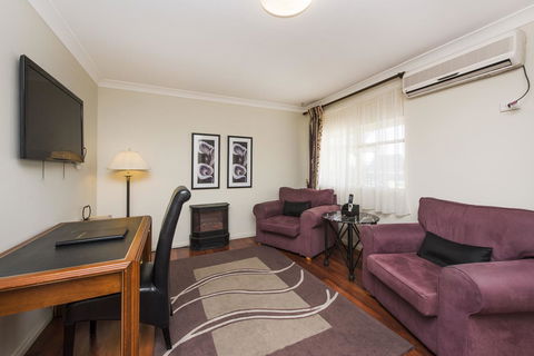 Soldiers Motel - Accommodation Redcliffe 18