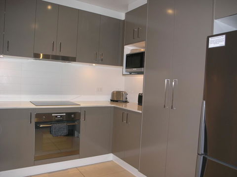 Kesh At Aamira - Accommodation Redcliffe 13