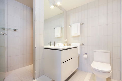 Dockside 4 Kingston ACT - Accommodation Redcliffe 14