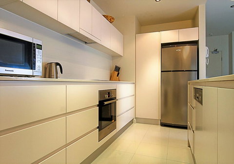 Trieste 4 - Accommodation Redcliffe 15