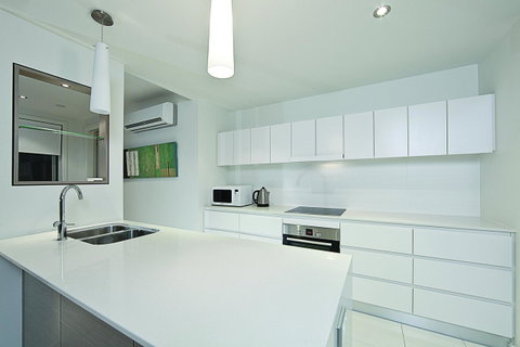 Trieste 4 - Accommodation Redcliffe 18