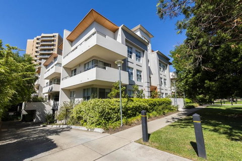 Trieste 4 - Accommodation Redcliffe 11