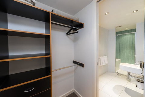 Trieste 4 - Accommodation Redcliffe 6