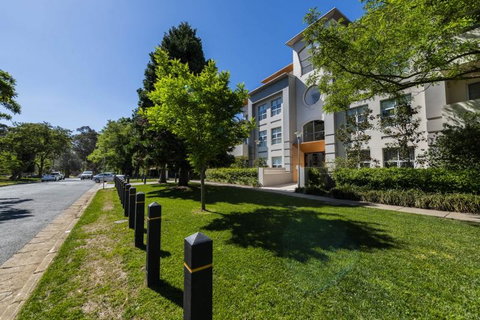 Trieste 4 - Accommodation Redcliffe 12