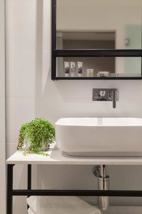 Mercure Canberra Belconnen - Accommodation Redcliffe 2