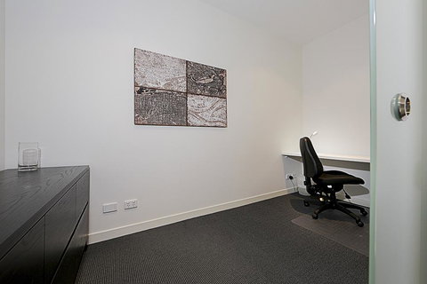 Mode 220 Braddon ACT - Accommodation Redcliffe 8