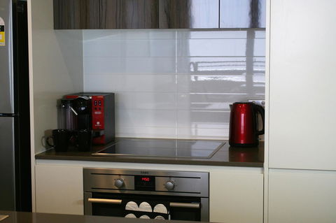 Modern Executive Apt@Barton*1BR*WiFi*Gym*Secure Parking*Canberra - Accommodation Redcliffe 4