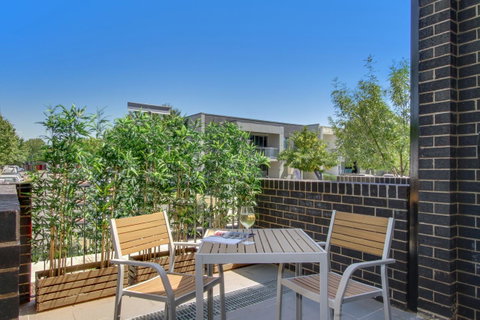 Accommodate Canberra - Parbery - Accommodation Redcliffe 9