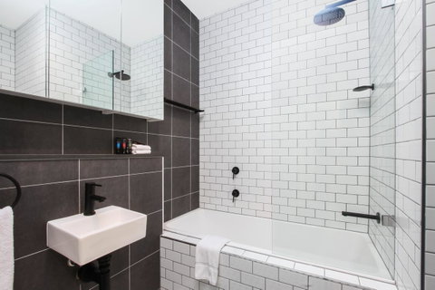 Accommodate Canberra - Parbery - Accommodation Redcliffe 14