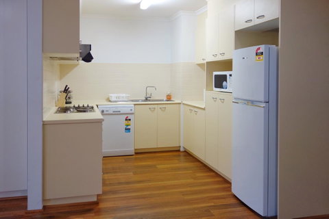 Kingston Comfy Apartment - Accommodation Redcliffe 5