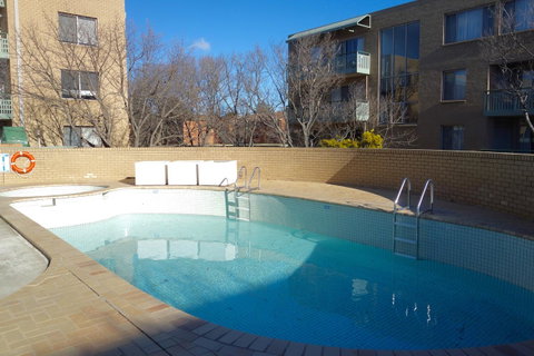 Kingston Comfy Apartment - Accommodation Redcliffe 11