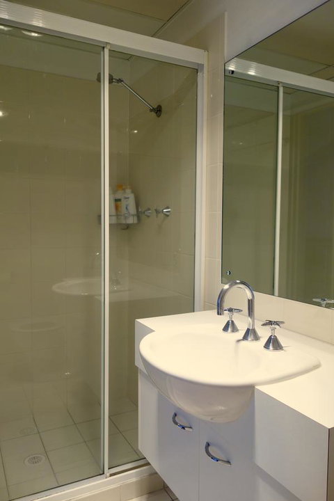 Kingston Comfy Apartment - Accommodation Redcliffe 8