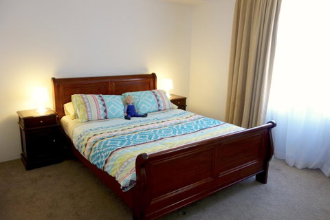 Kingston Comfy Apartment - Accommodation Redcliffe 1