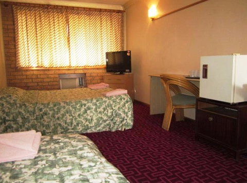 Canberra Lyneham Motor Inn - Accommodation Redcliffe 12